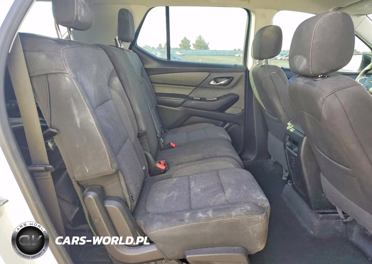 2018 Chevrolet Traverse L VIN:1GNEREKW1JJ146985 - 11