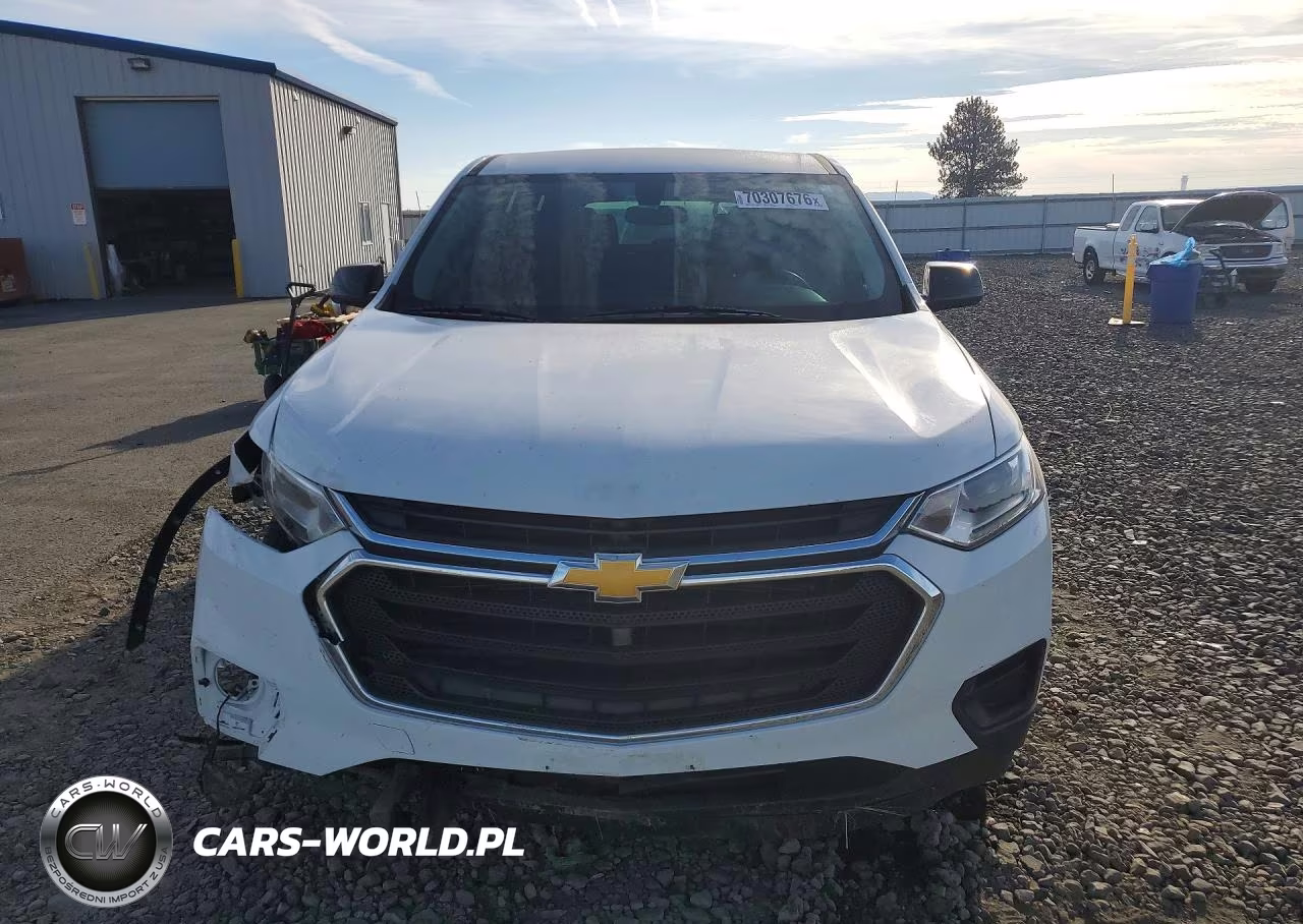 2018 Chevrolet Traverse L VIN:1GNEREKW1JJ146985 - 5