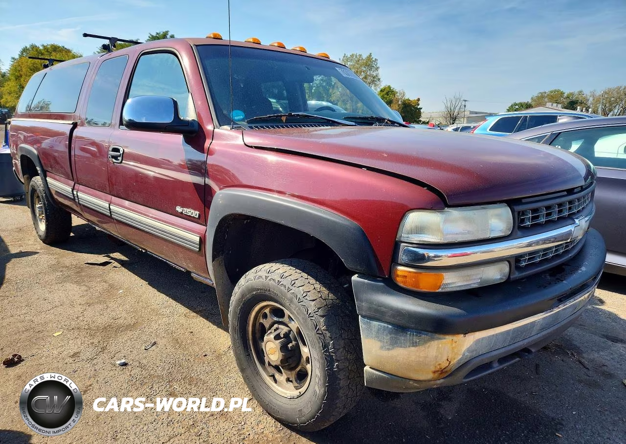 1999 Chevrolet Silverado K2500 VIN:1GCGK29U3XE196328 - 4