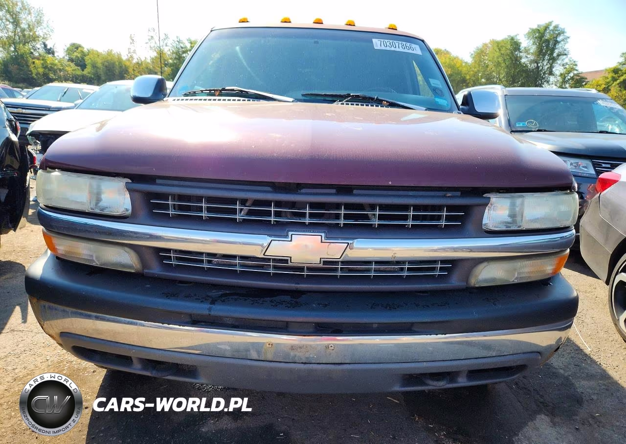 1999 Chevrolet Silverado K2500 VIN:1GCGK29U3XE196328 - 5