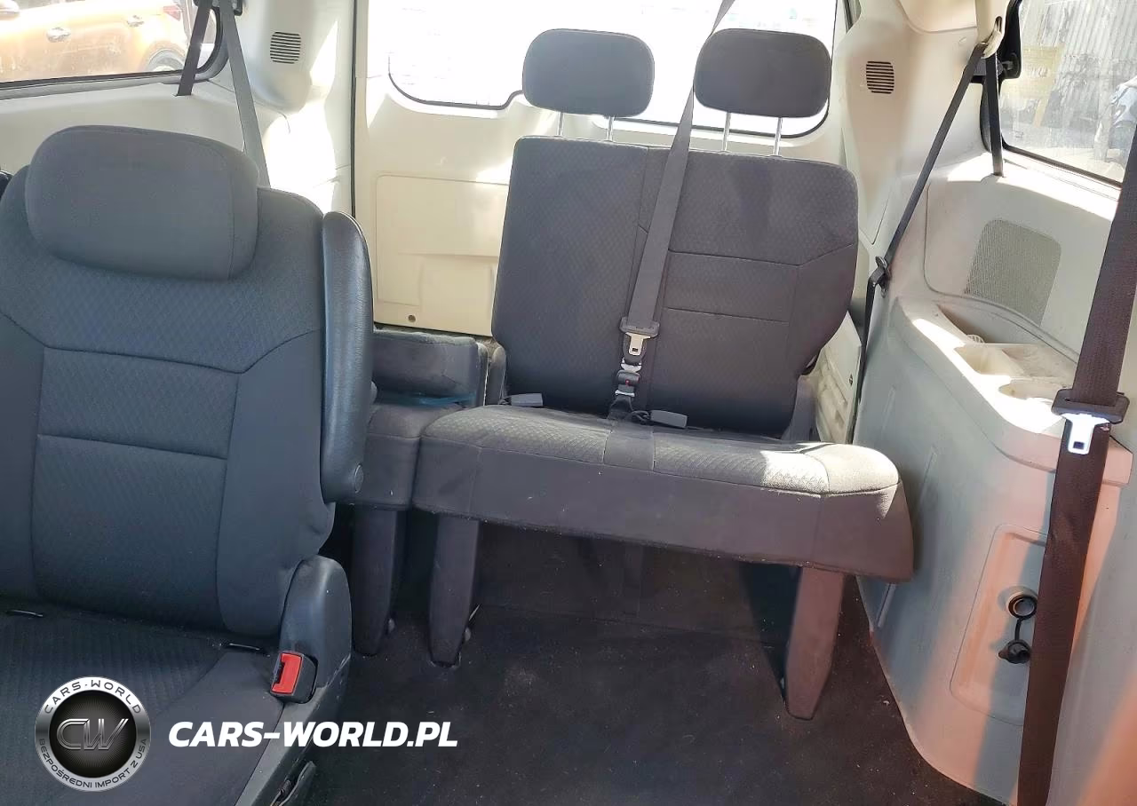2010 Dodge Grand Caravan Hero VIN:2D4RN3D1XAR447586 - 10