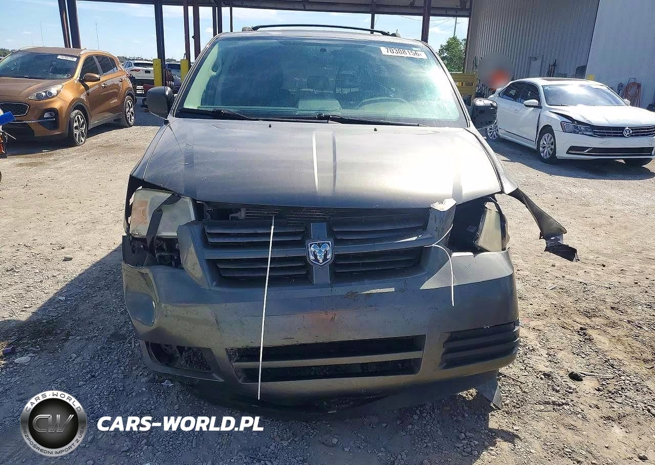 2010 Dodge Grand Caravan Hero VIN:2D4RN3D1XAR447586 - 5
