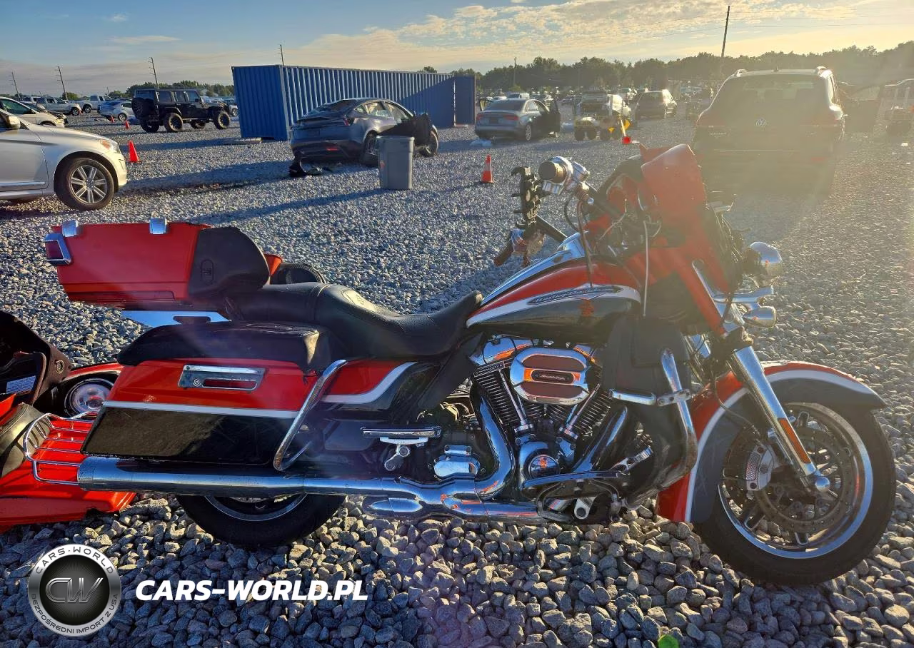 2012 Harley-Davidson Flhtcuse7 Cvo Ultra Classic Electra Glide VIN:1HD1PR81XCB957826 - 1