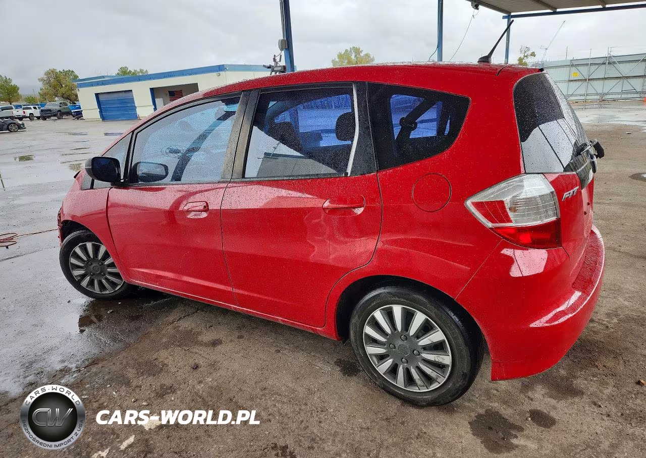 2011 Honda Fit VIN:JHMGE8H32BS008524 - 2