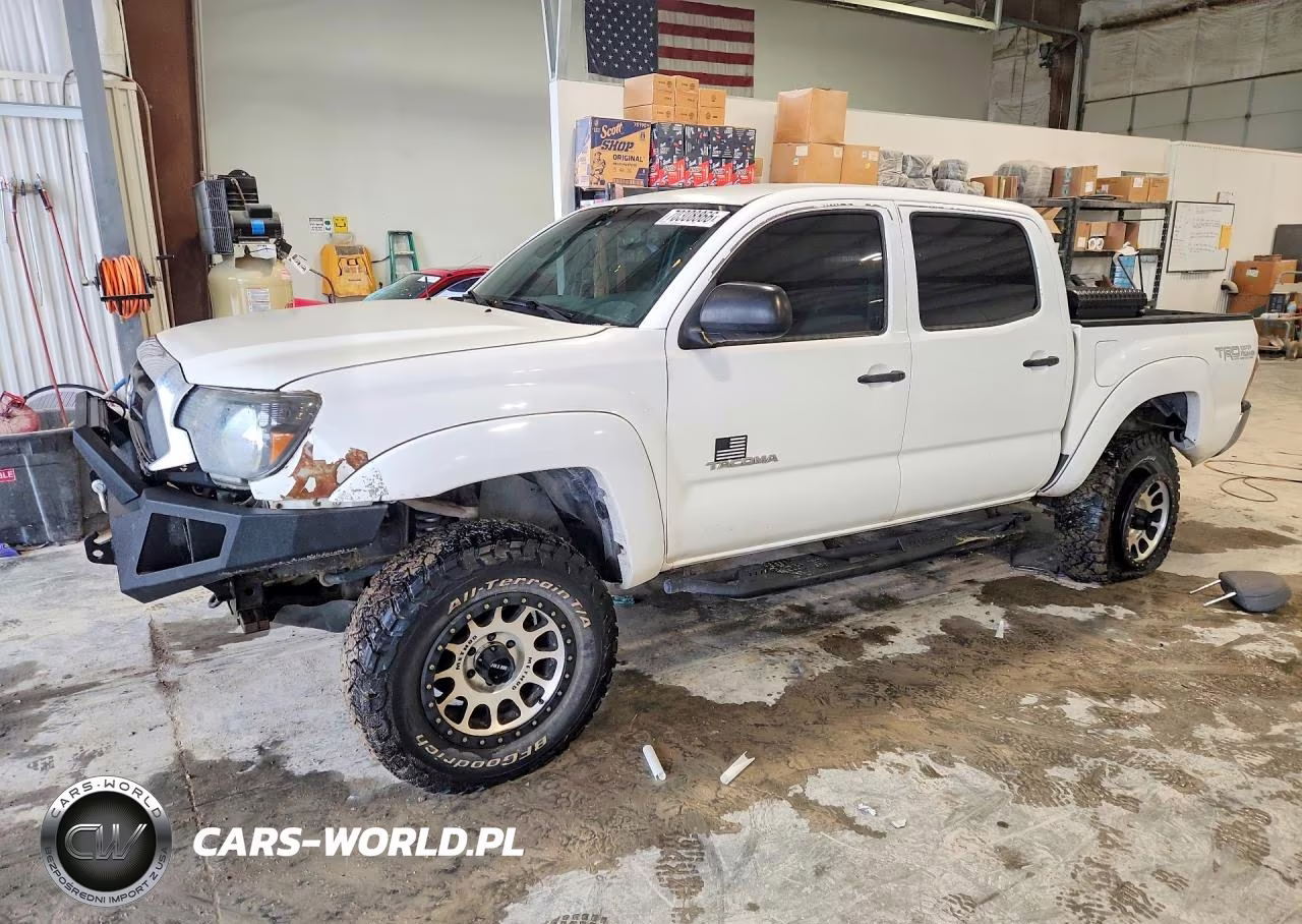 2013 Toyota Tacoma V6 VIN:3TMLU4EN8DM112366 - 1