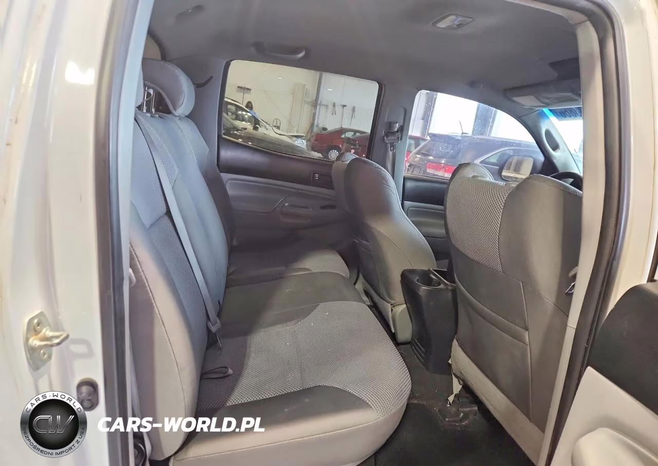 2013 Toyota Tacoma V6 VIN:3TMLU4EN8DM112366 - 10