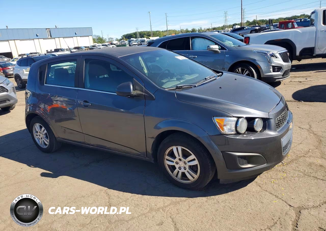 2013 Chevrolet Sonic Lt VIN:1G1JC6SH4D4117041 - 4