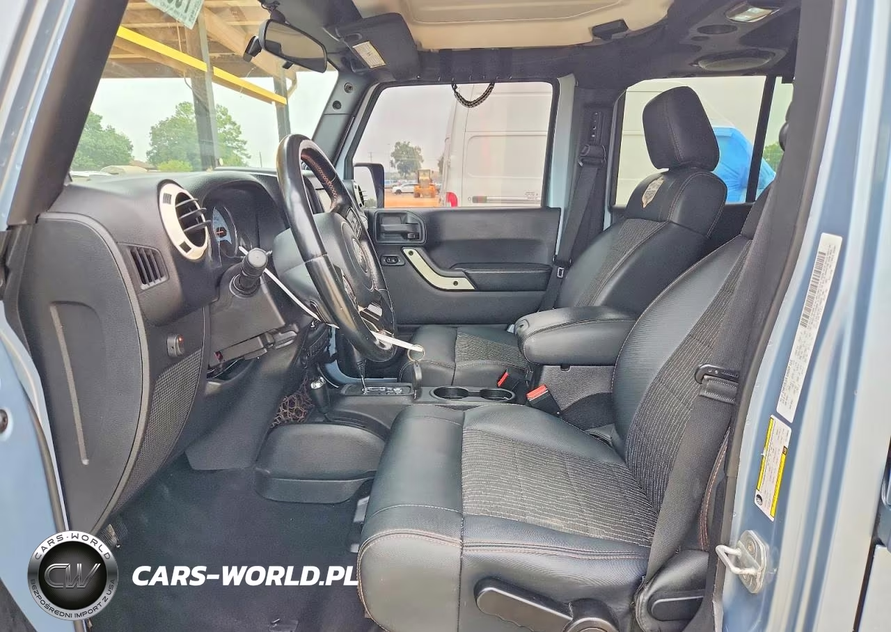 2012 Jeep Wrangler Unlimited Sahara VIN:1C4BJWEG6CL148655 - 7