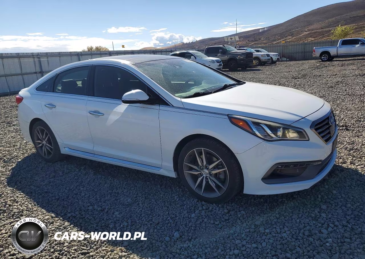 2015 Hyundai Sonata Sport 2.0T VIN:5NPE34ABXFH082206 - 4