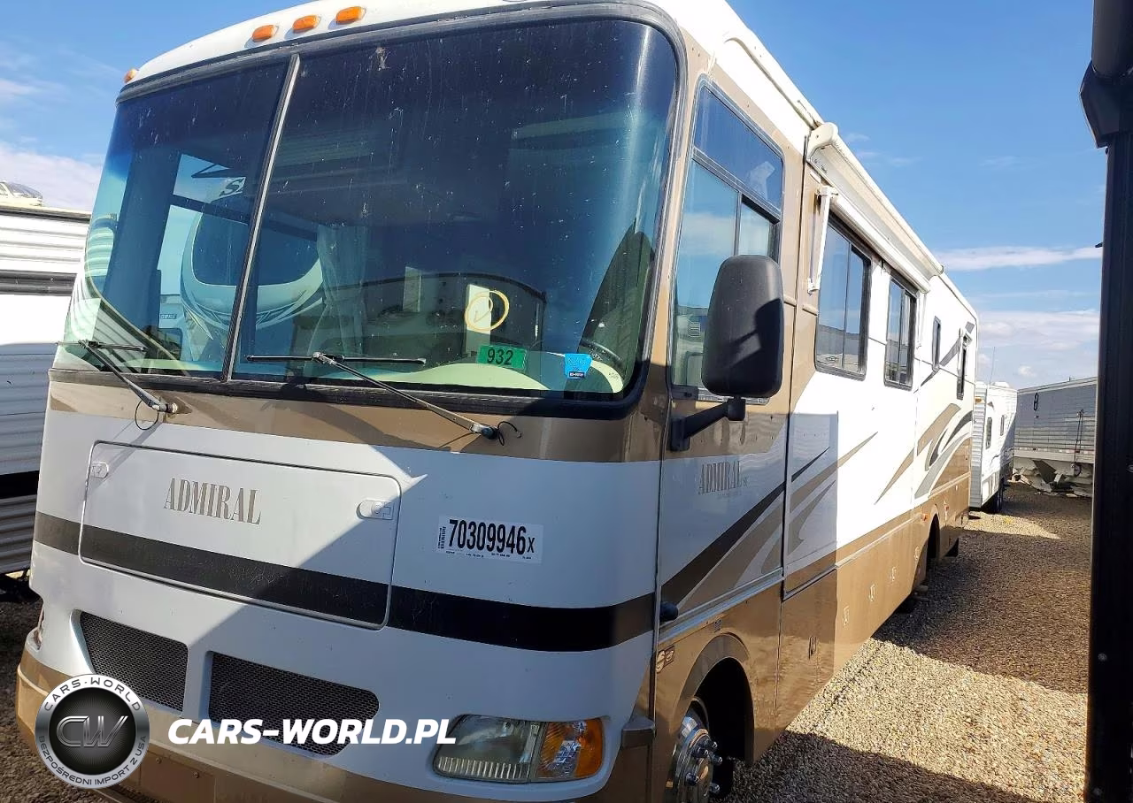 2005 Workhorse Custom Chassis Motorhome Chassis W22 VIN:5B4MP67G953402811 - 2