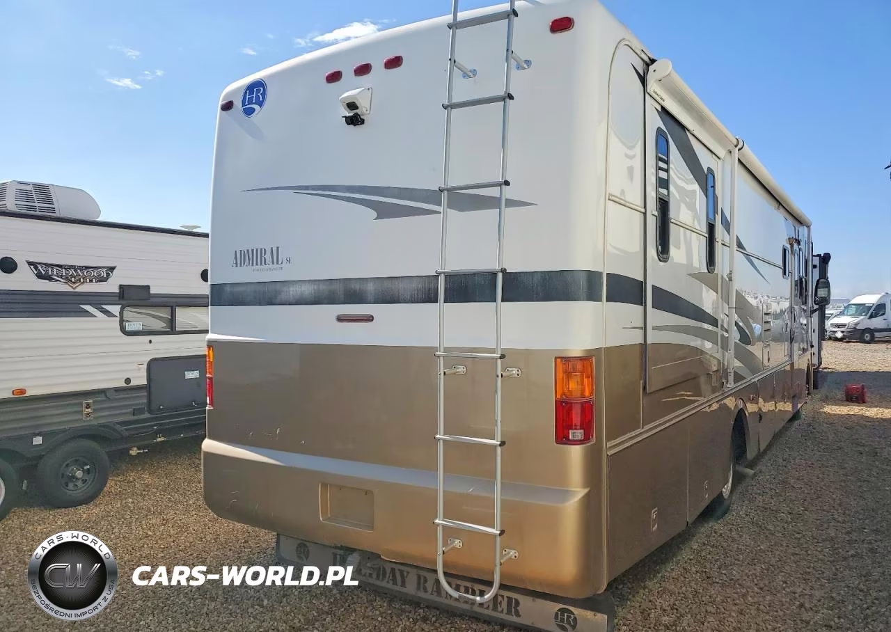 2005 Workhorse Custom Chassis Motorhome Chassis W22 VIN:5B4MP67G953402811 - 4