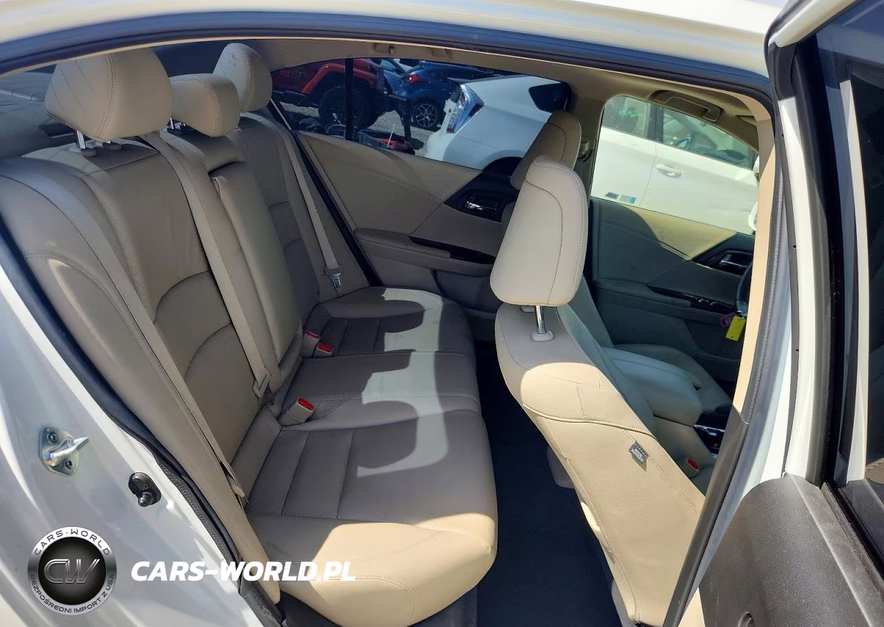 2017 Honda Accord Touring Hybrid VIN:JHMCR6F71HC001158 - 10