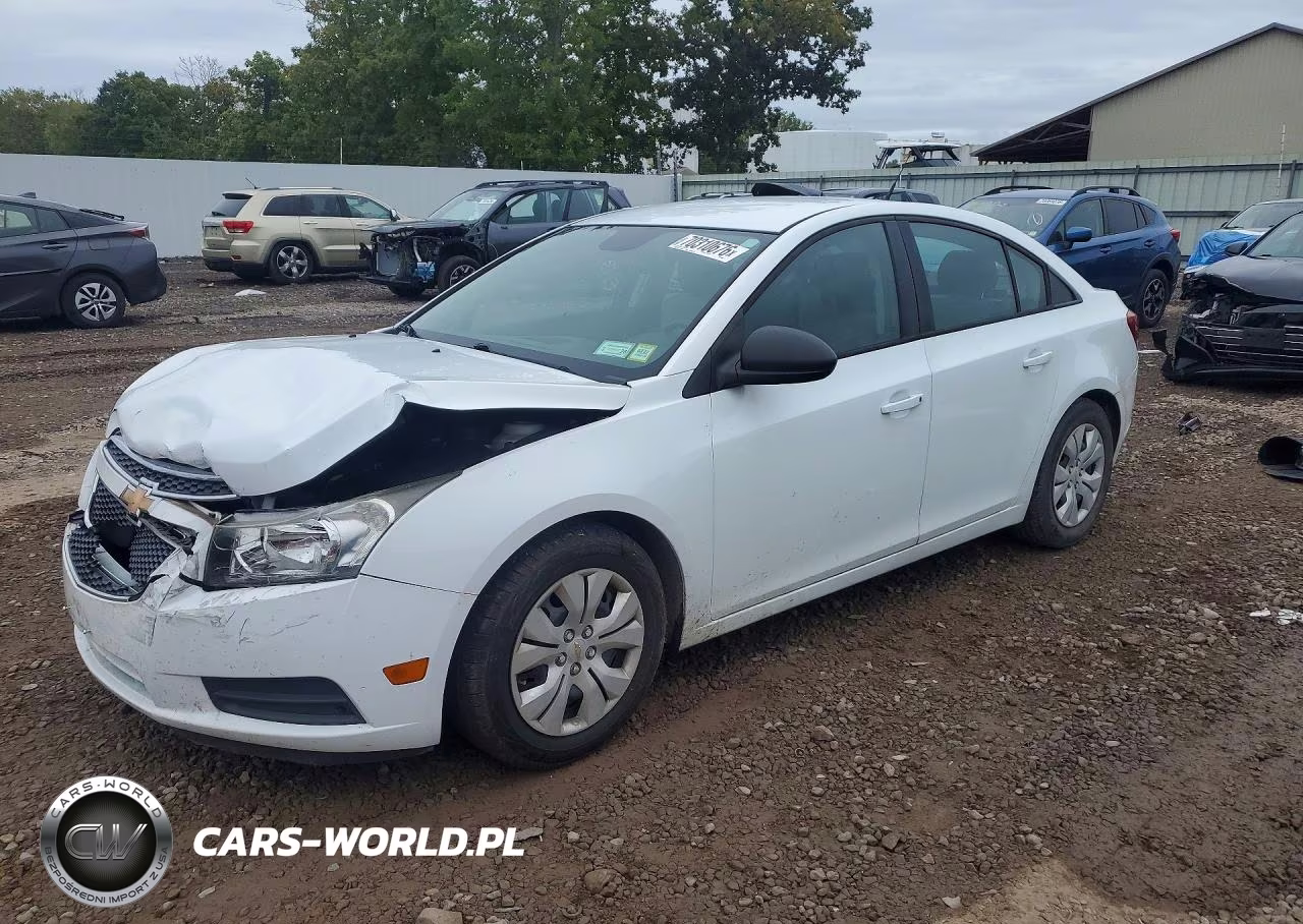 2013 Chevrolet Cruze Ls VIN:1G1PA5SG3D7109593 - 1