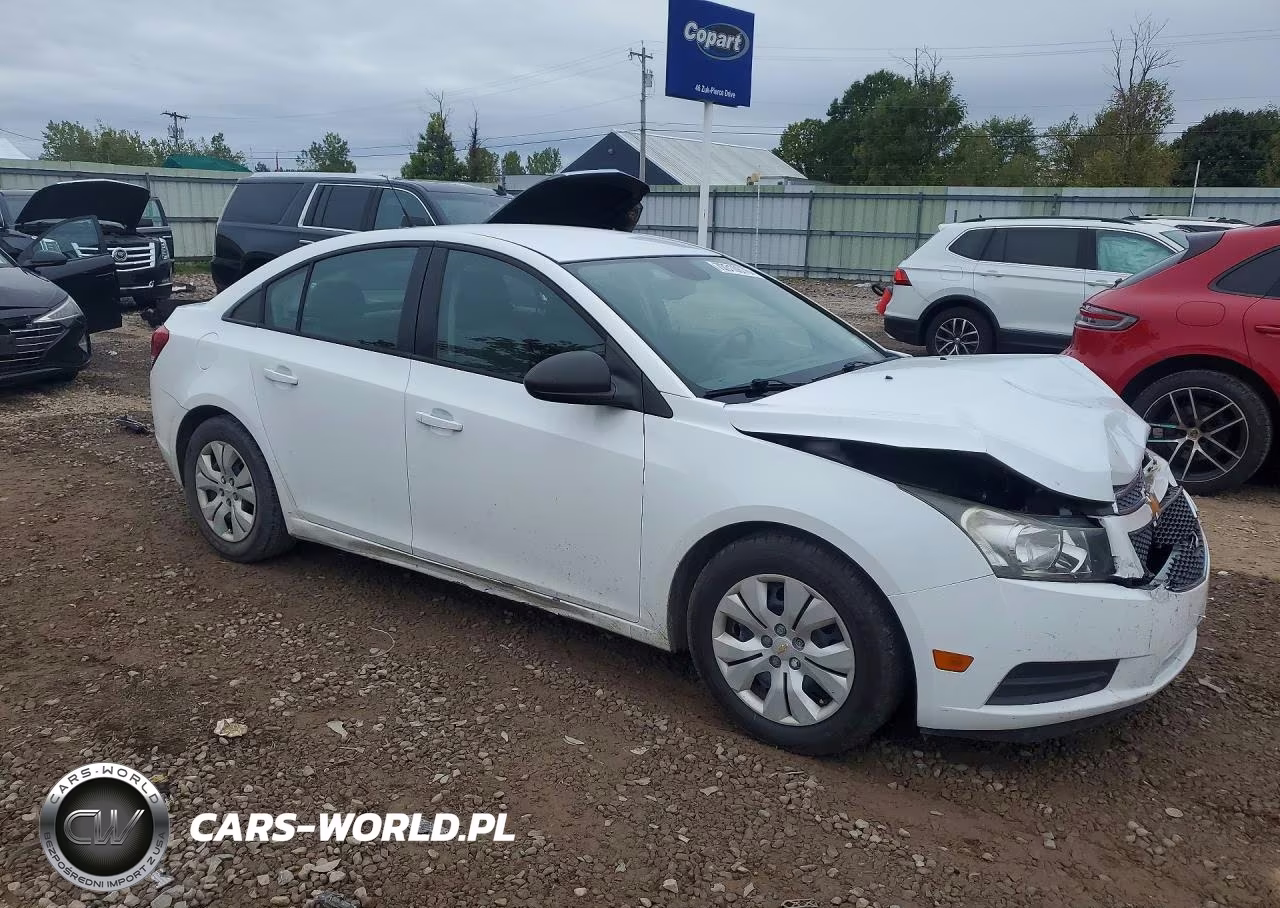 2013 Chevrolet Cruze Ls VIN:1G1PA5SG3D7109593 - 4