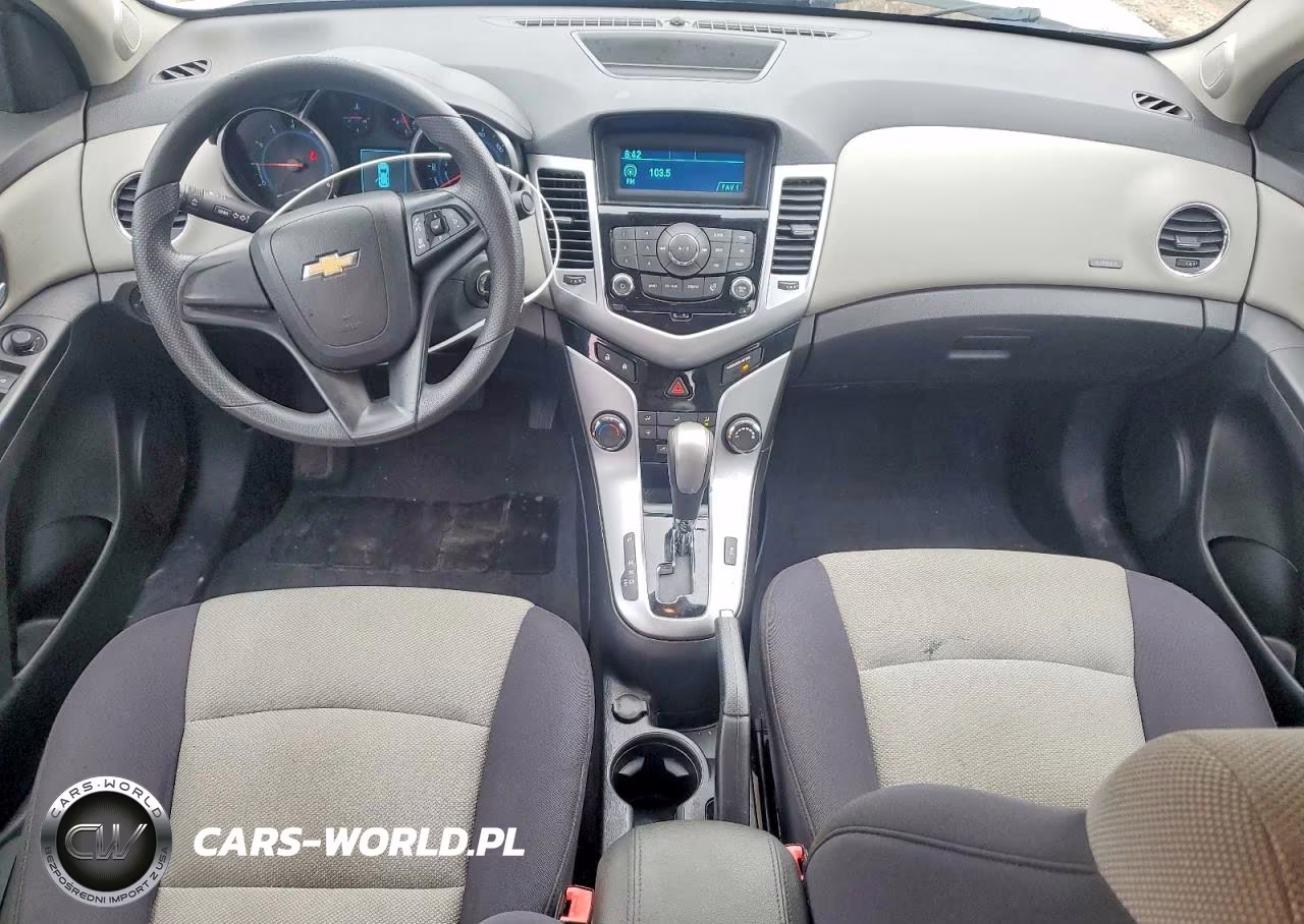2013 Chevrolet Cruze Ls VIN:1G1PA5SG3D7109593 - 8