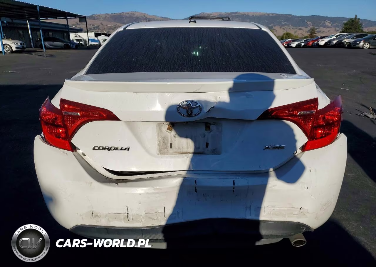 2018 Toyota Corolla Xse VIN:2T1BURHE4JC040199 - 6