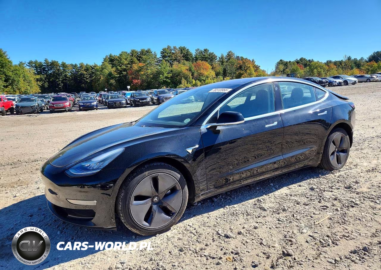 2018 Tesla Model 3 – zdjęcie 1 z 12