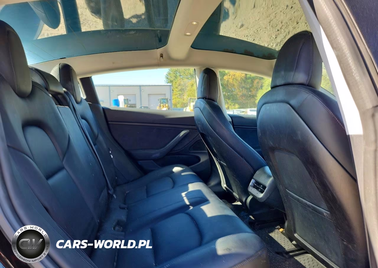 2018 Tesla Model 3 VIN:5YJ3E1EB7JF144467 - 10