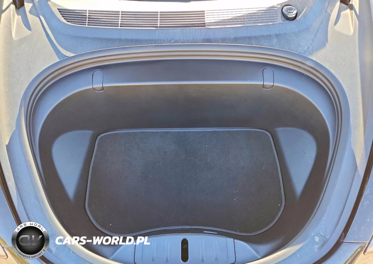 2018 Tesla Model 3 VIN:5YJ3E1EB7JF144467 - 11