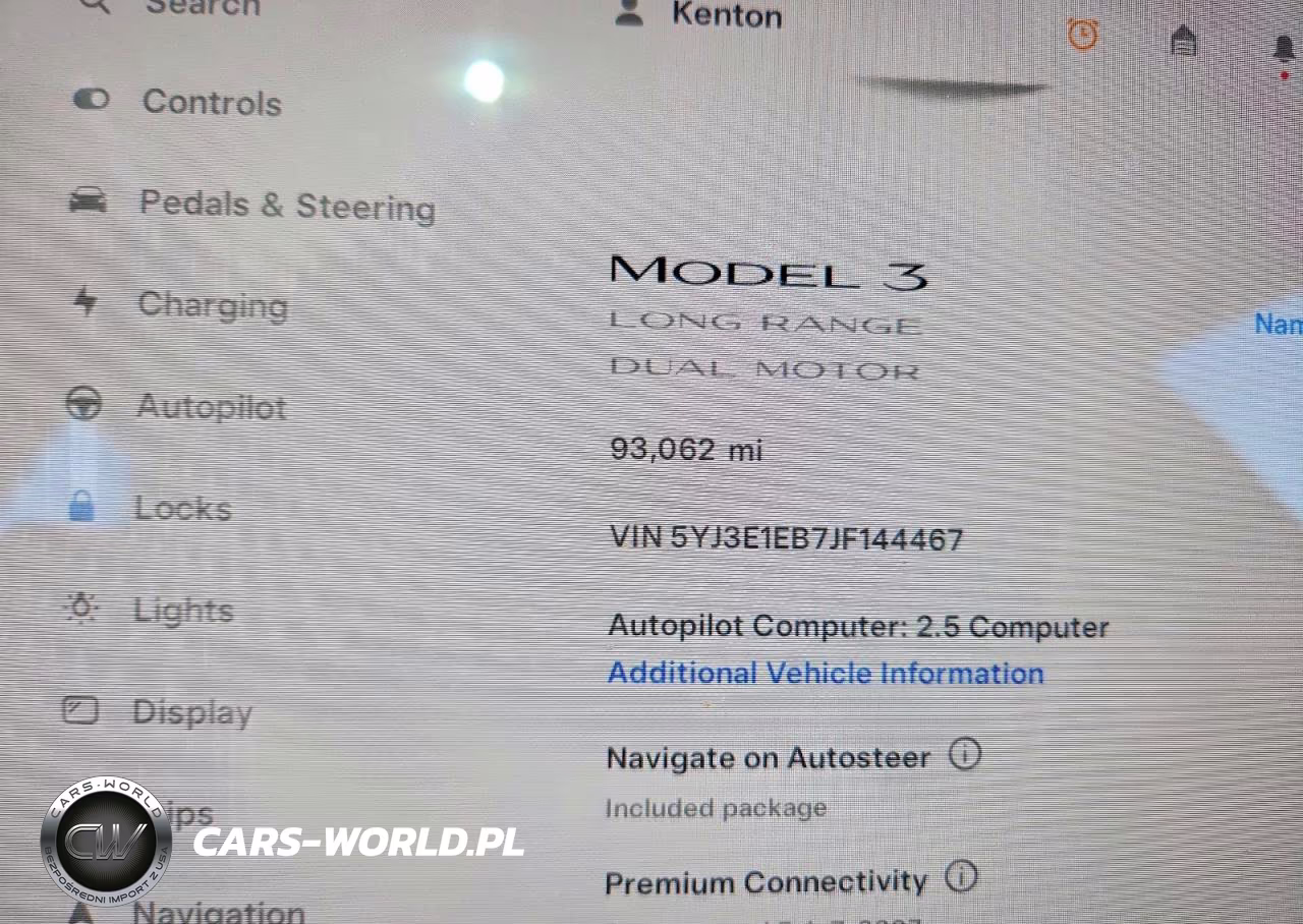 2018 Tesla Model 3 VIN:5YJ3E1EB7JF144467 - 9
