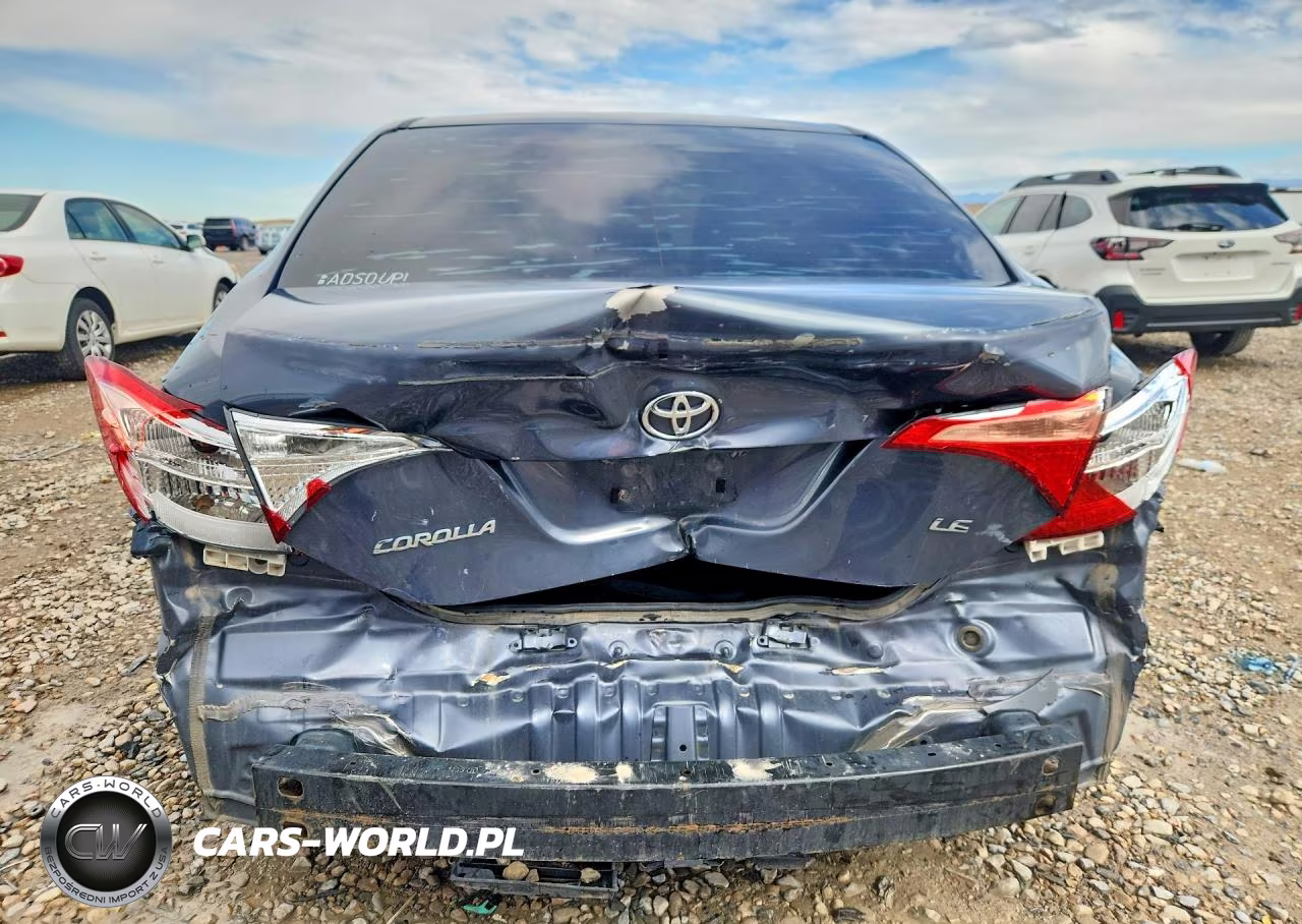 2017 Toyota Corolla Le VIN:5YFBURHE2HP643257 - 6