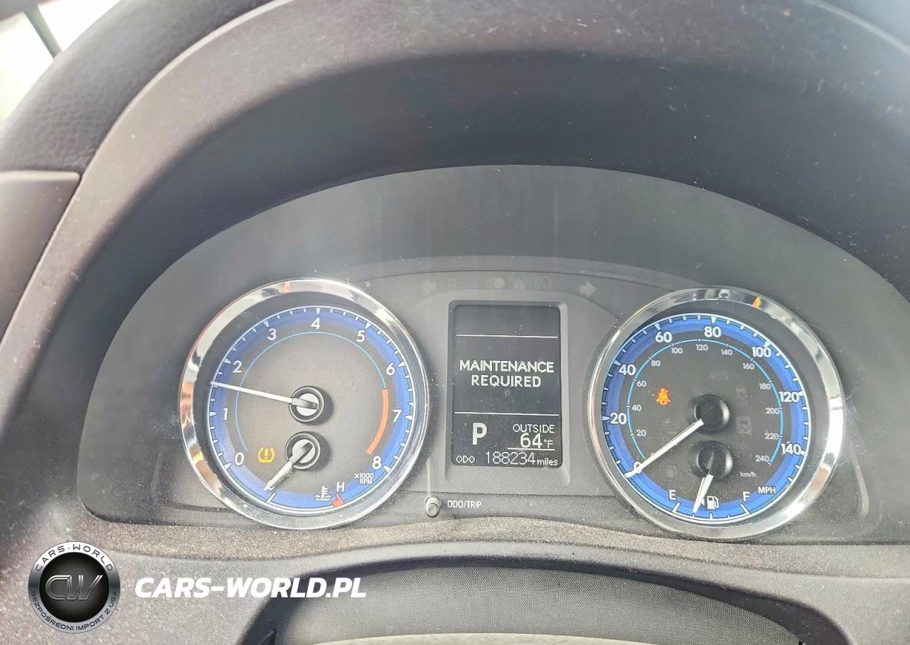2017 Toyota Corolla Le VIN:5YFBURHE2HP643257 - 9