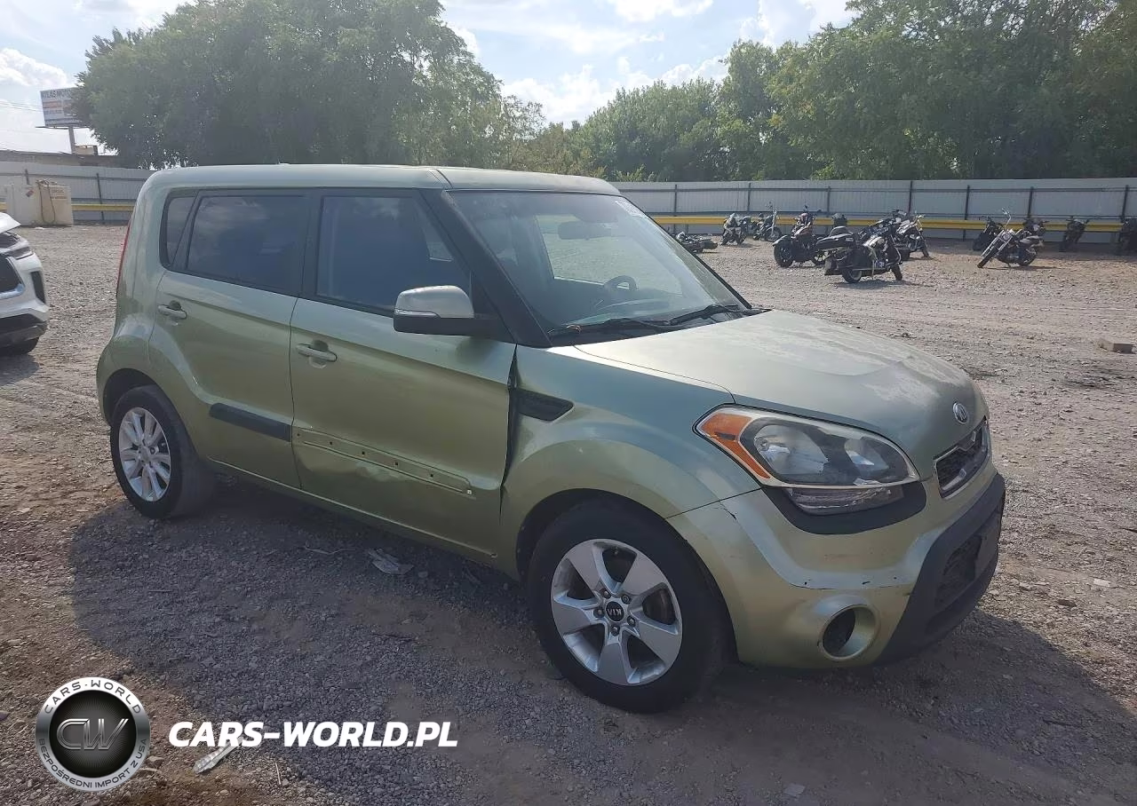 2013 Kia Soul + VIN:KNDJT2A6XD7591638 - 4