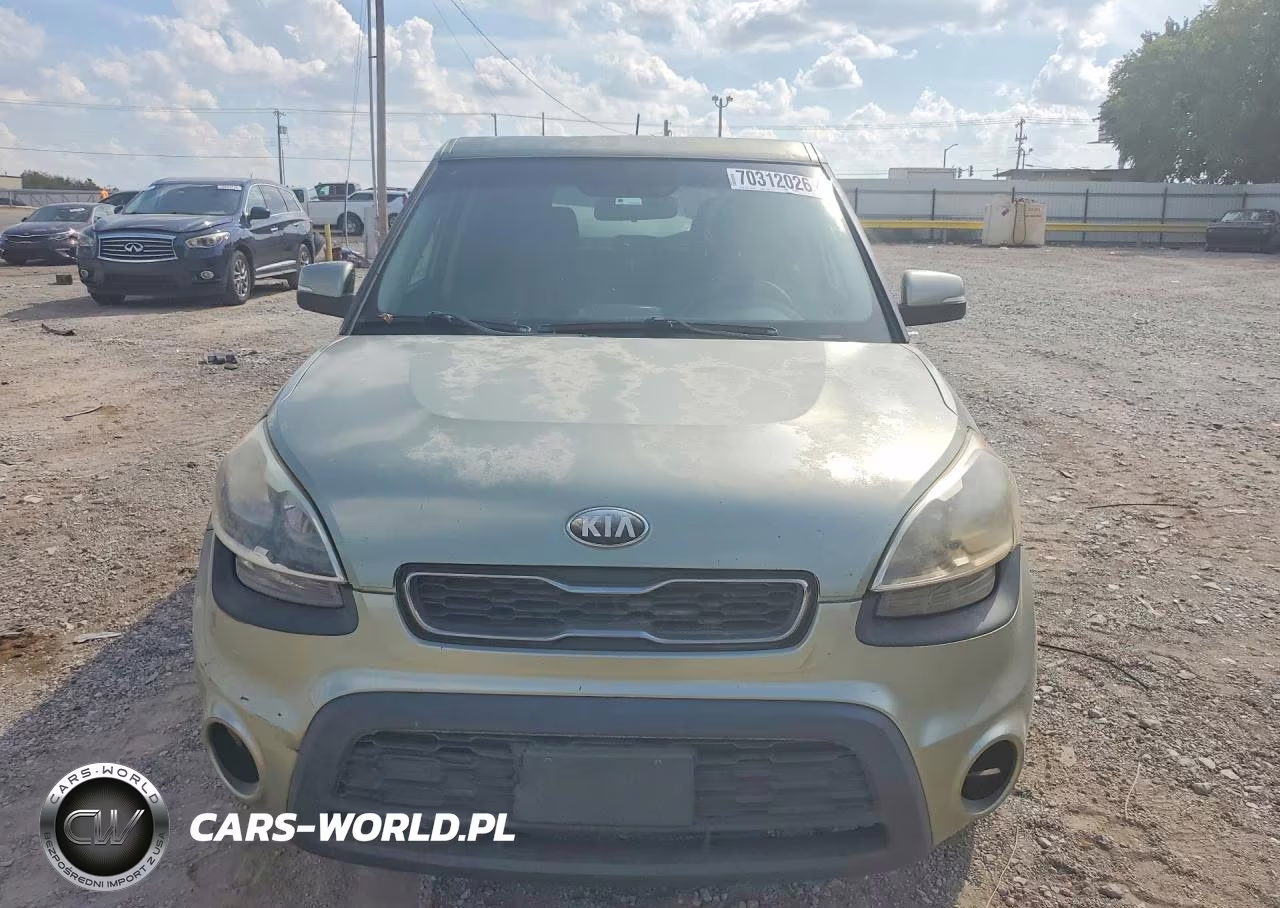 2013 Kia Soul + VIN:KNDJT2A6XD7591638 - 5