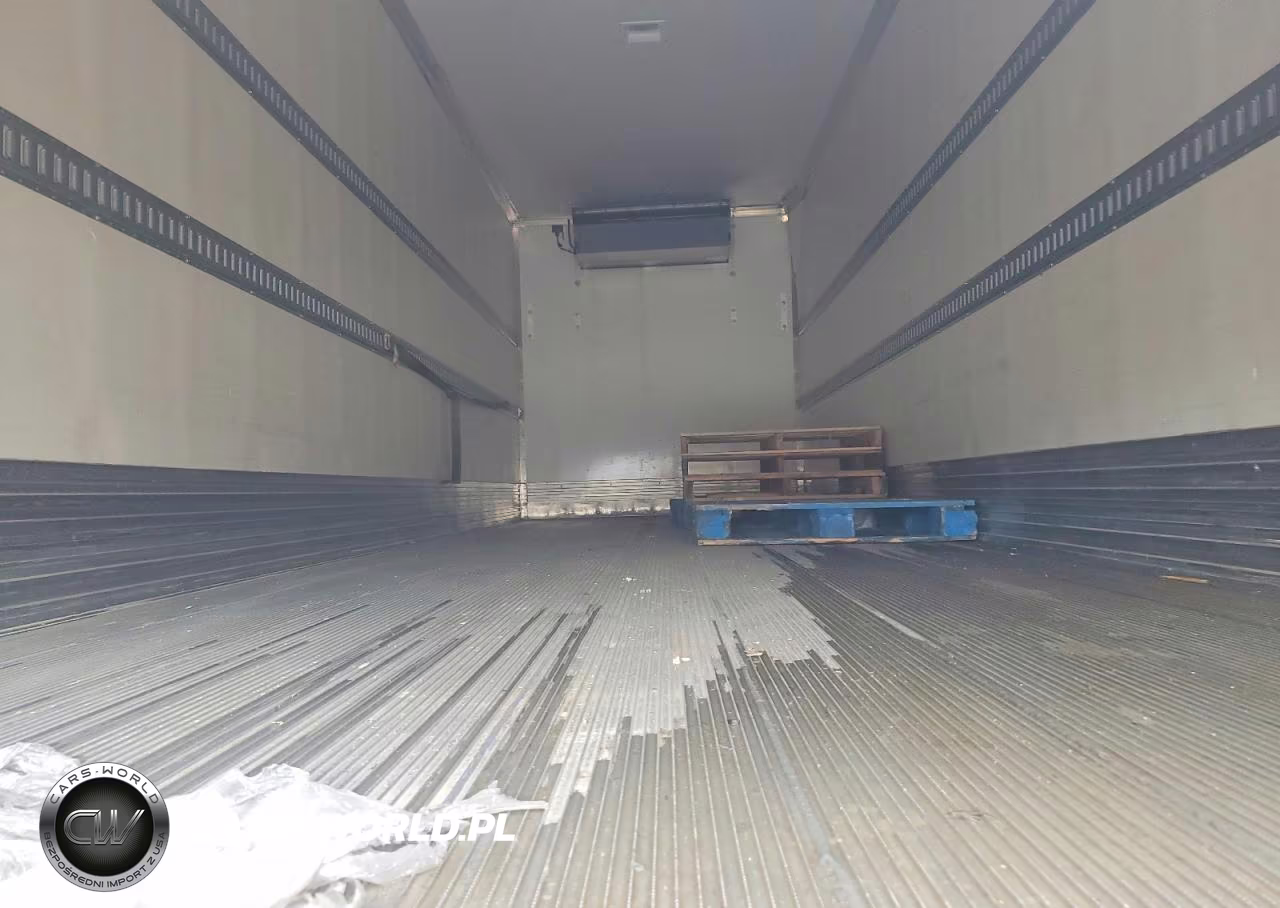 2021 Freightliner Business Class M2 Refrigerated Box Truck VIN:1FVACXD21MHMK2001 - 10