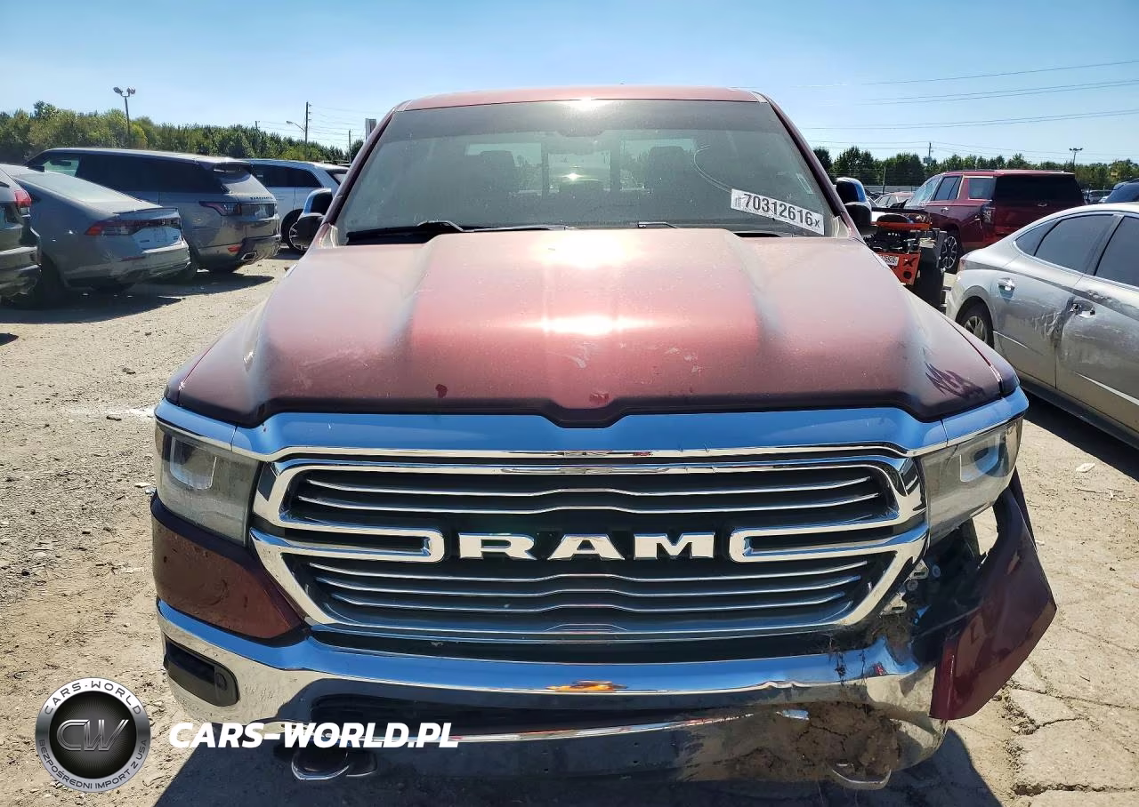 2019 Ram 1500 Laramie VIN:1C6SRFJT4KN581087 - 5