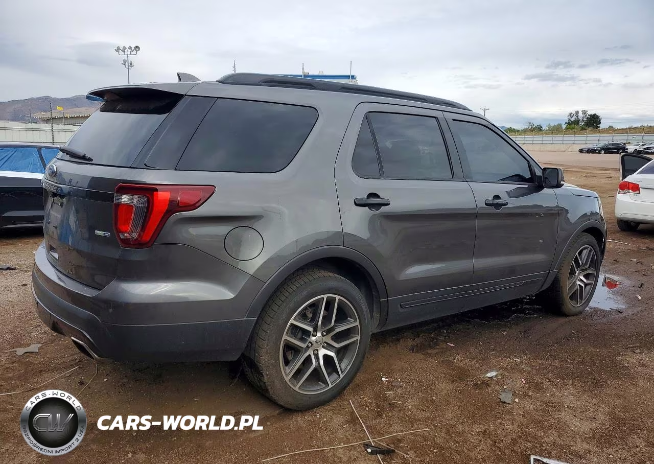 2016 Ford Explorer Sport VIN:1FM5K8GT4GGB19133 - 3
