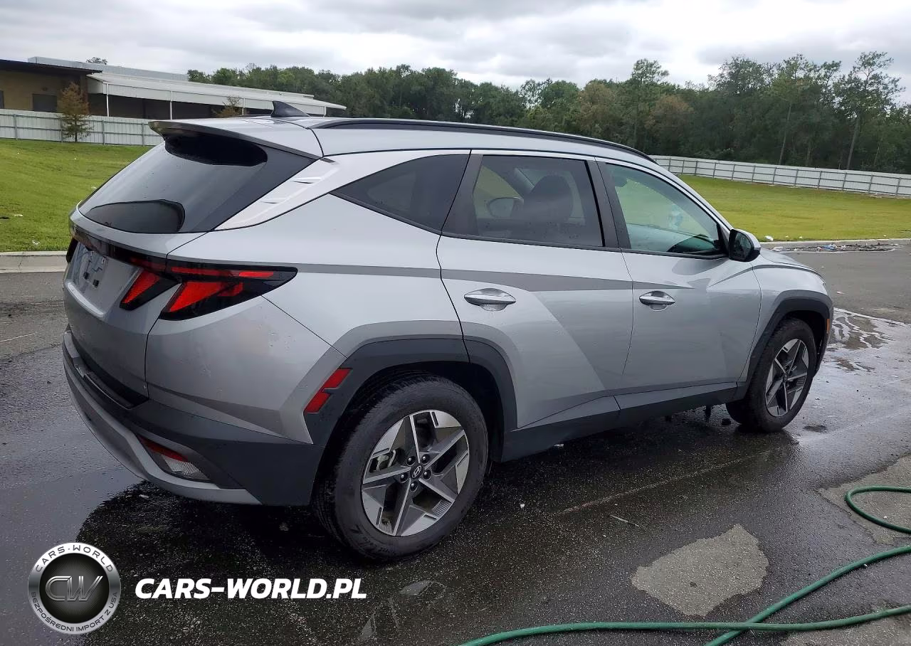 2025 Hyundai Tucson Sel VIN:5NMJB3DE5SH491688 - 3