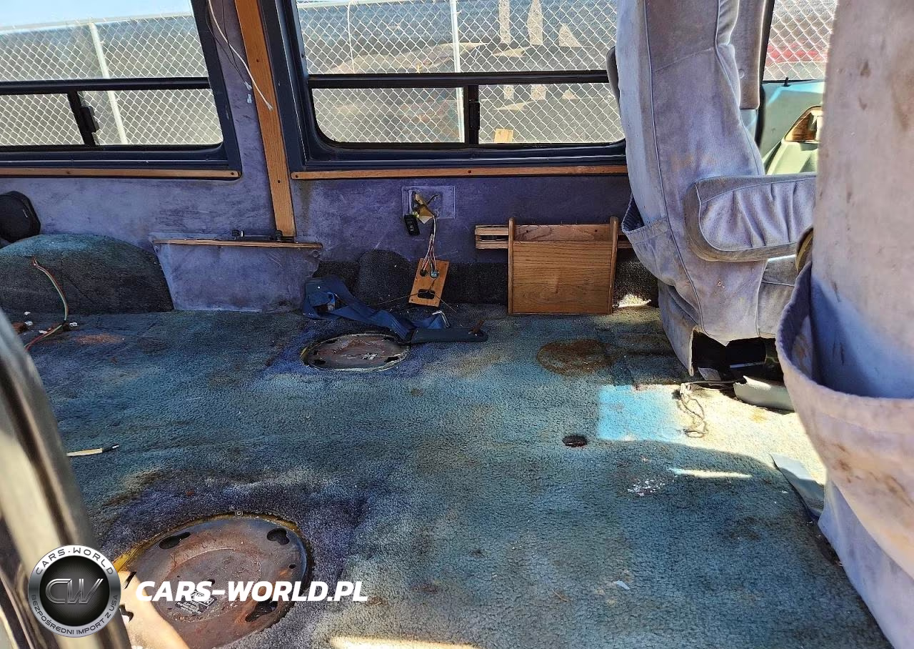 1992 Ford Econoline E150 Van VIN:1FDEE14H6NHB54228 - 10