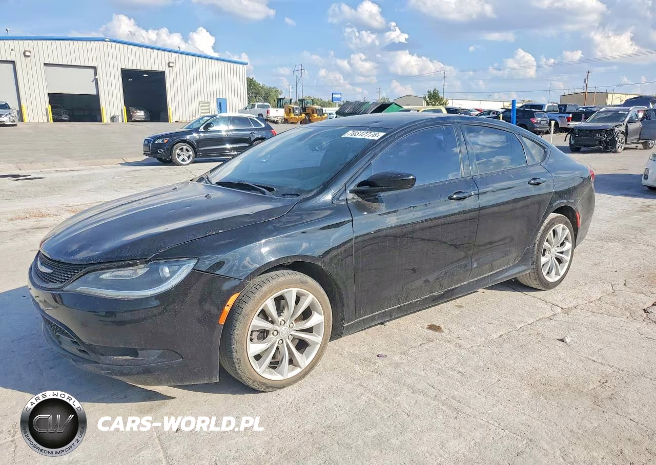 2015 Chrysler 200 S