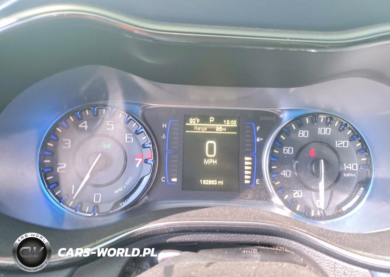 2015 Chrysler 200 S VIN:1C3CCCBG5FN514913 - 9
