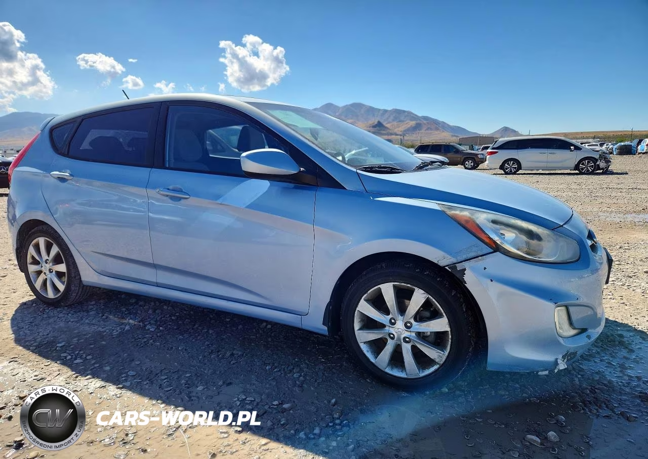 2012 Hyundai Accent Se VIN:KMHCU5AE1CU014958 - 4