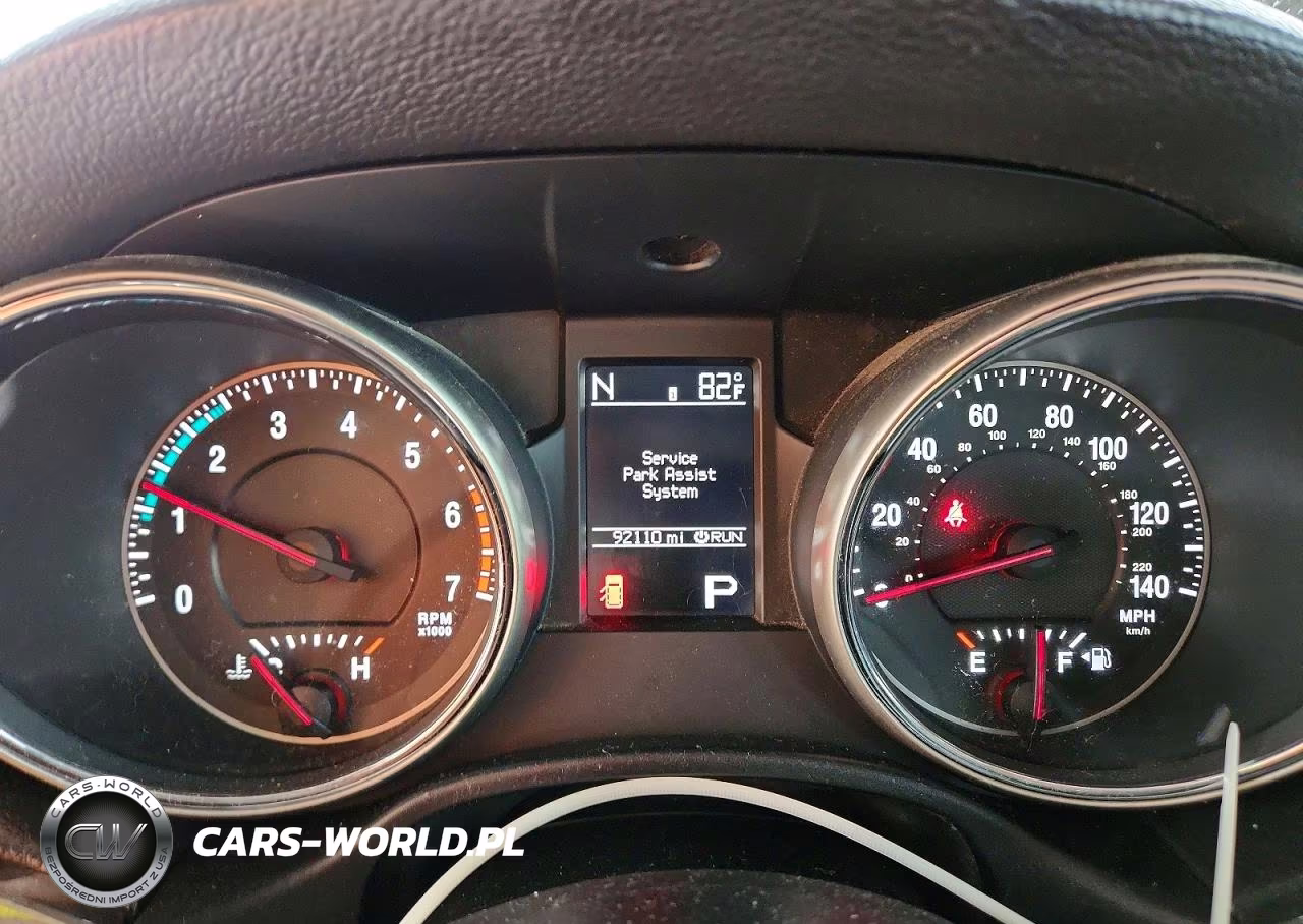 2012 Jeep Grand Cherokee Laredo VIN:1C4RJFATXCC112047 - 9