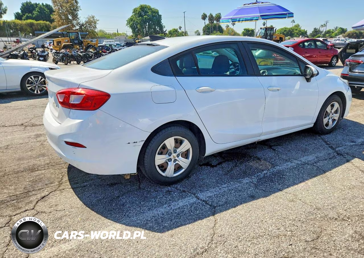 2017 Chevrolet Cruze Ls VIN:1G1BC5SM2H7225562 - 3