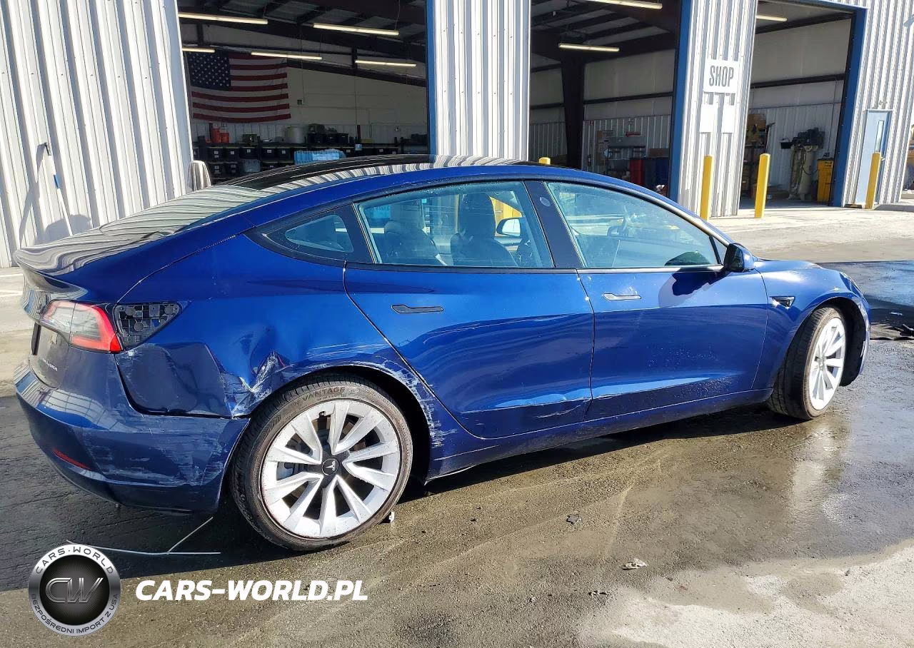 2022 Tesla Model 3 VIN:5YJ3E1EB8NF301011 - 3