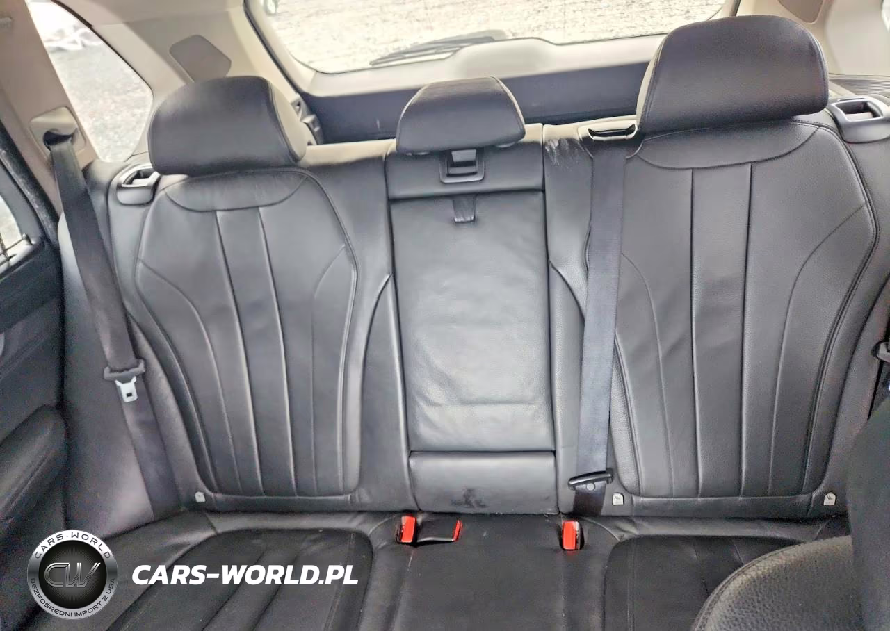 2015 BMW X5 xDrive50I VIN:5UXKR6C53F0J75522 - 10