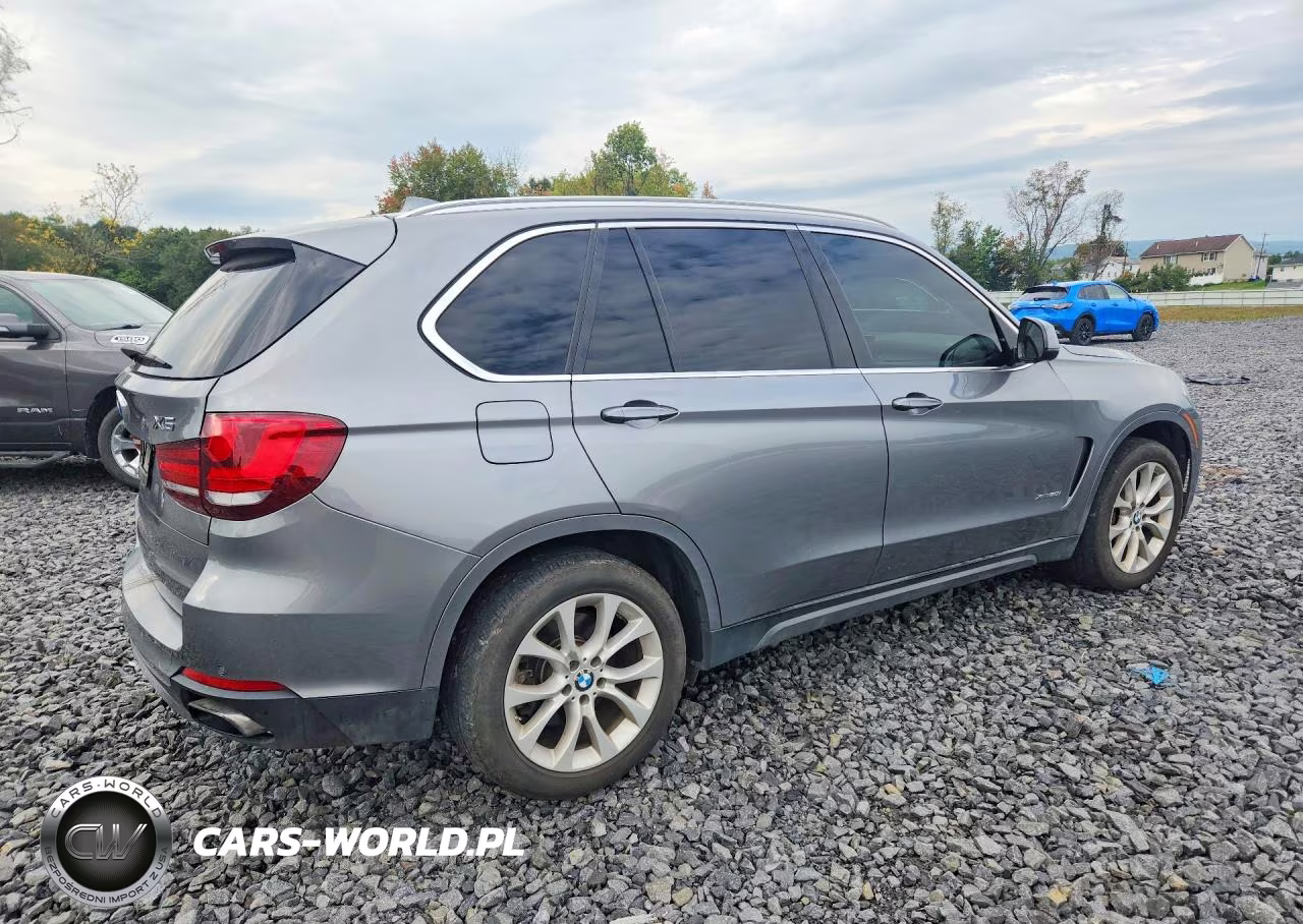 2015 BMW X5 xDrive50I VIN:5UXKR6C53F0J75522 - 3