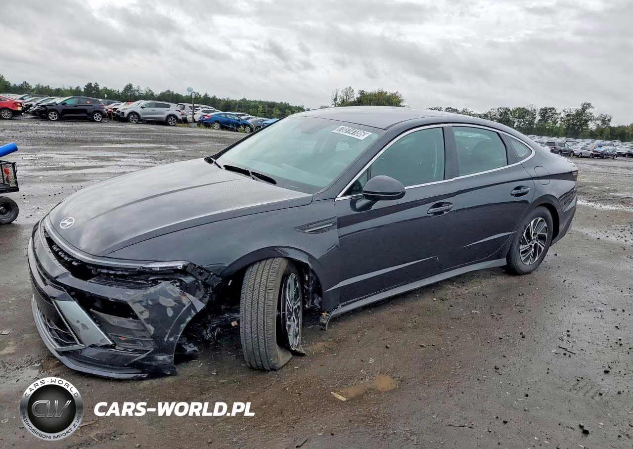 2026 Hyundai Sonata Hybrid Blue VIN:KMHL24JJXTA175355 - 1