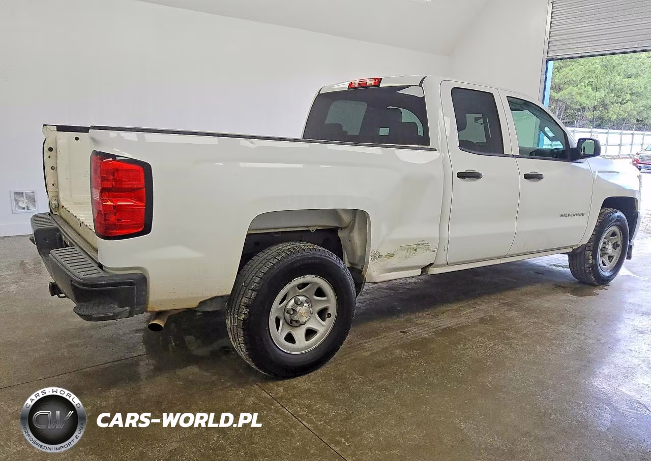 2018 Chevrolet Silverado C1500 VIN:1GCRCNEH4JZ324950 - 3