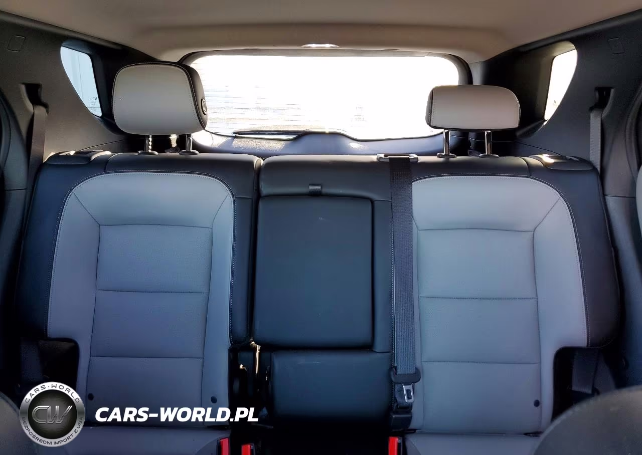 2018 Chevrolet Equinox Premier VIN:2GNAXMEV0J6108596 - 10