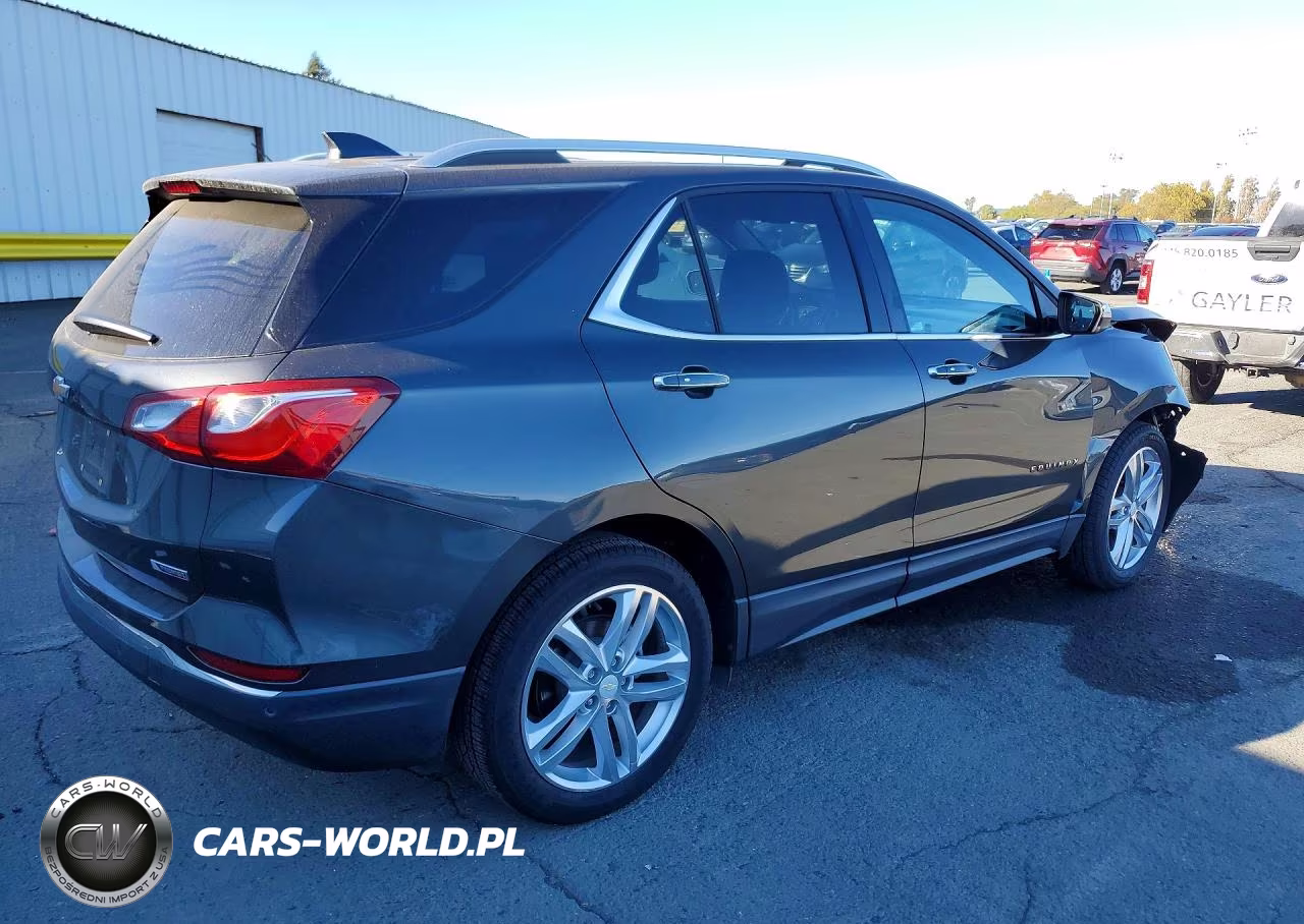 2018 Chevrolet Equinox Premier VIN:2GNAXMEV0J6108596 - 3