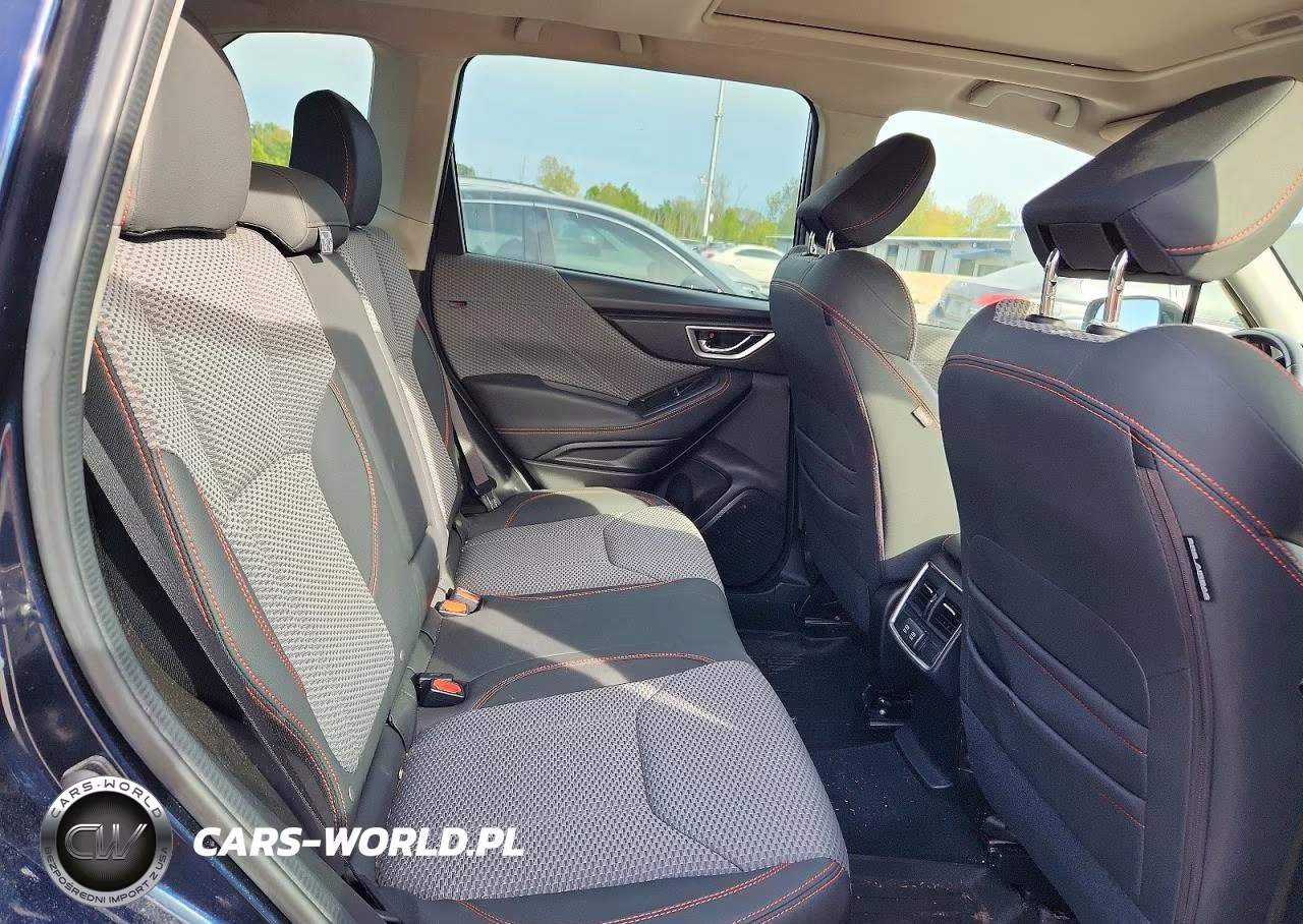 2021 Subaru Forester Sport VIN:JF2SKALC7MH496437 - 10