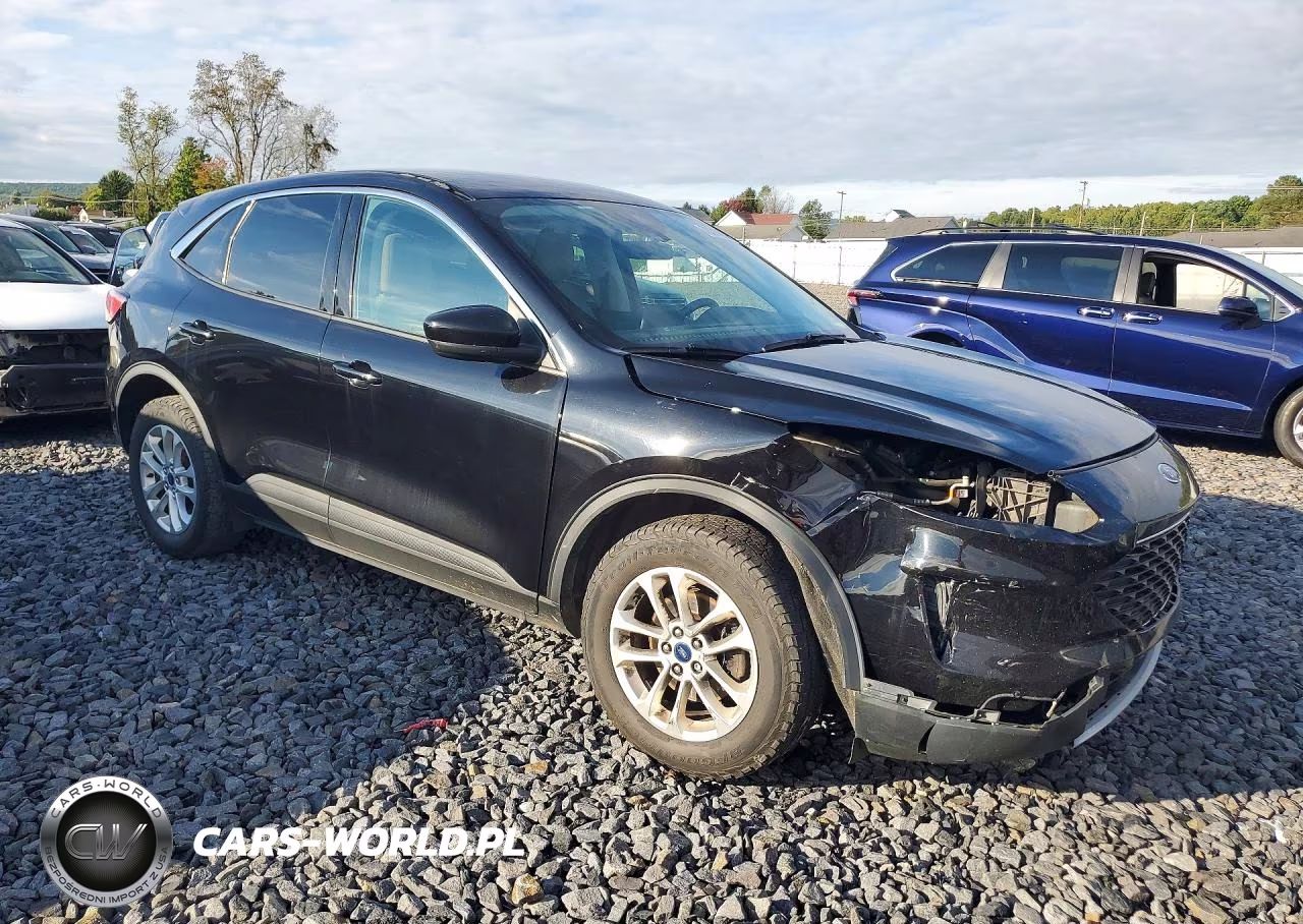 2021 Ford Escape Se VIN:1FMCU9G6XMUA29239 - 4