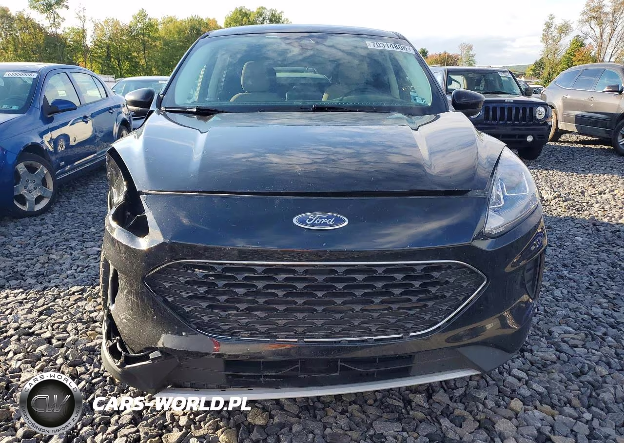 2021 Ford Escape Se VIN:1FMCU9G6XMUA29239 - 5