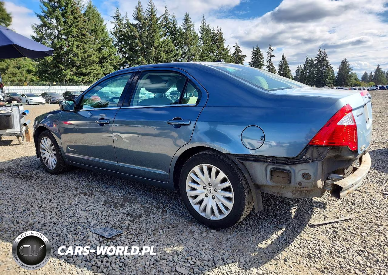 2011 Ford Fusion S Fwd VIN:3FADP0L35BR335640 - 2