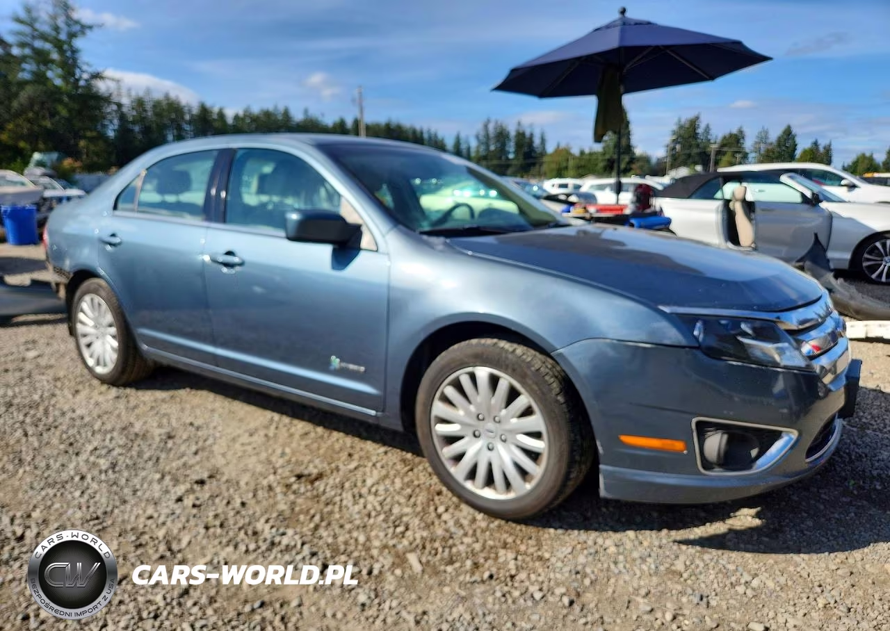 2011 Ford Fusion S Fwd VIN:3FADP0L35BR335640 - 4